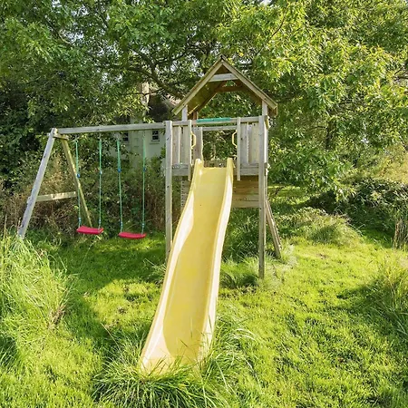 15 Person In Holiday home